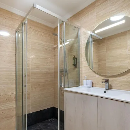 Ocean View 2 Bdr Flat With Balcony By Lovelystay Apartment *
