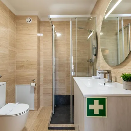 Ocean View 2 Bdr Flat With Balcony By Lovelystay Армасан-де-Пера